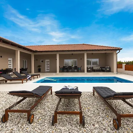 Casa Kasijan By Adriaticluxuryvillas فيلة *
