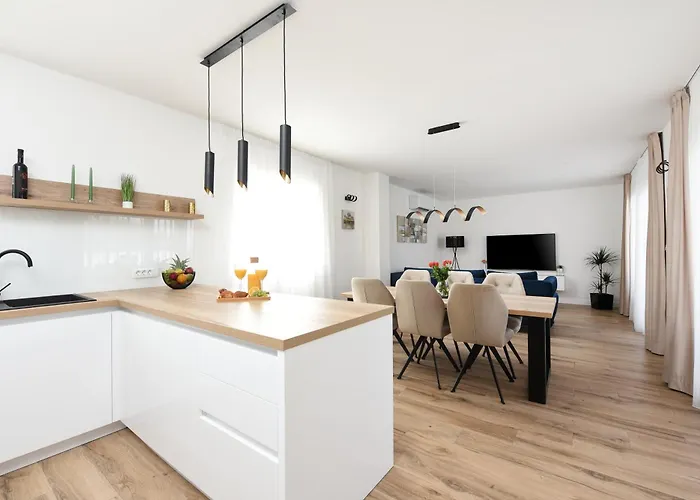 Casa Kasijan By Adriaticluxuryvillas * Debeljak