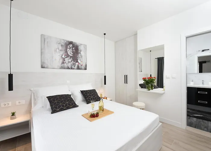 Casa Kasijan By Adriaticluxuryvillas * Debeljak